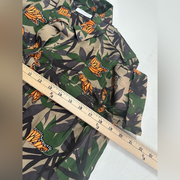 NWT Equipment Femme Camo Multi Shirt Butterfly Print Size Small Silk - Picture 6 of 8